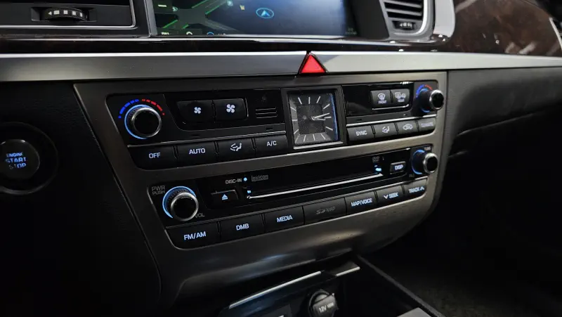 Hyundai Genesis