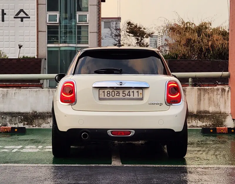 MINI Hatch