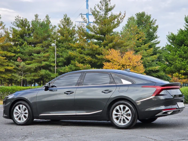 Kia K8