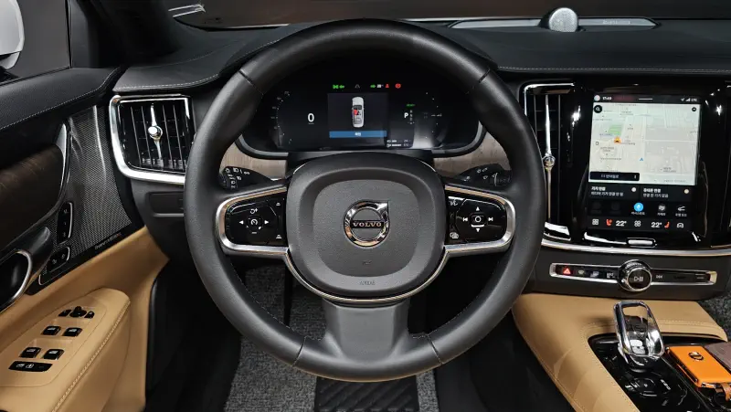 Volvo S90