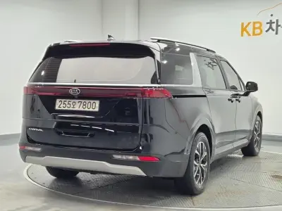 Kia Carnival 3