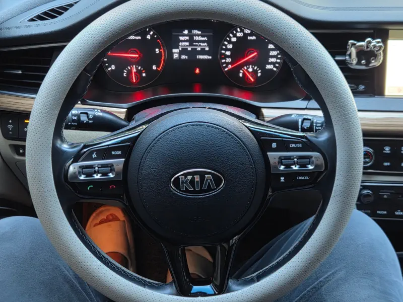 Kia K7
