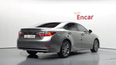 Lexus ES300h