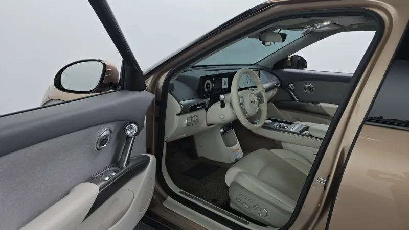 Genesis GV60