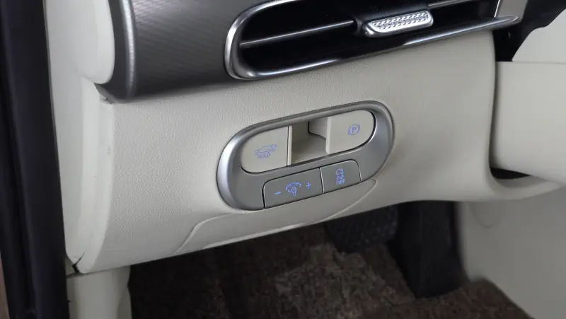 Genesis GV60