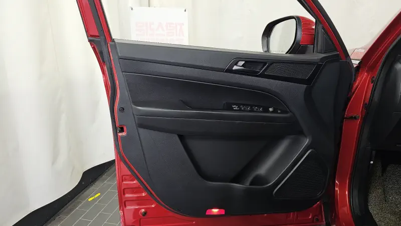 SsangYong Rexton Sports Khan