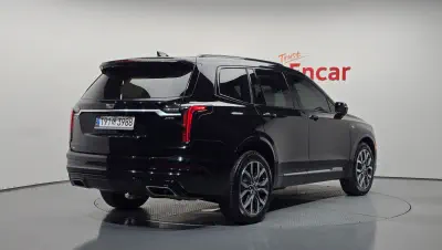 Cadillac XT6