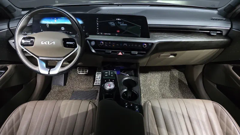 Kia K8