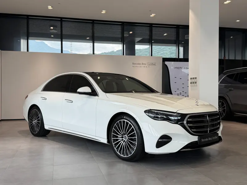 Mercedes-Benz E-Class