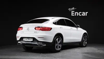 Mercedes-Benz GLC-Class 1