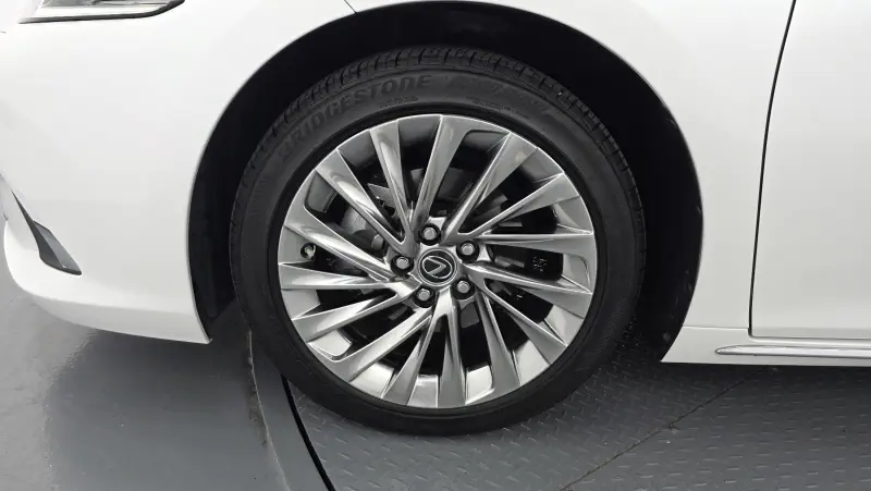 Lexus ES300h