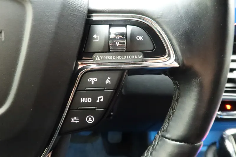 Lincoln Navigator