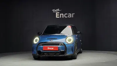MINI Cabrio