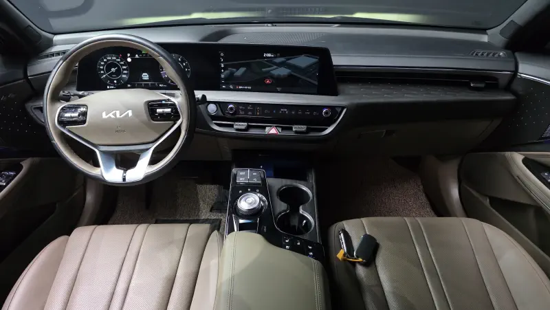 Kia K8