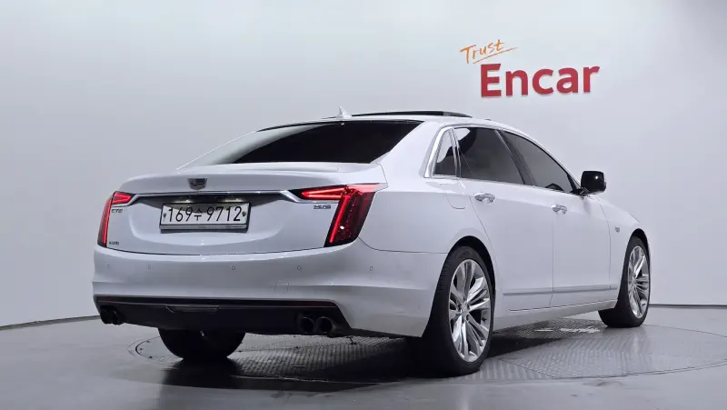Cadillac CT6
