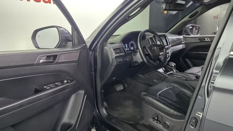 SsangYong Rexton Sports Khan