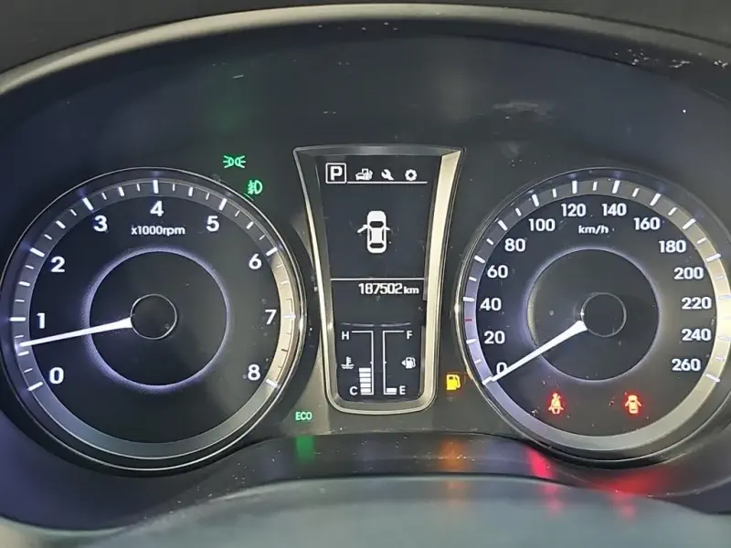 Hyundai Aslan