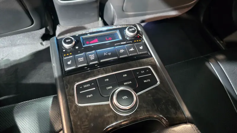 Kia K9
