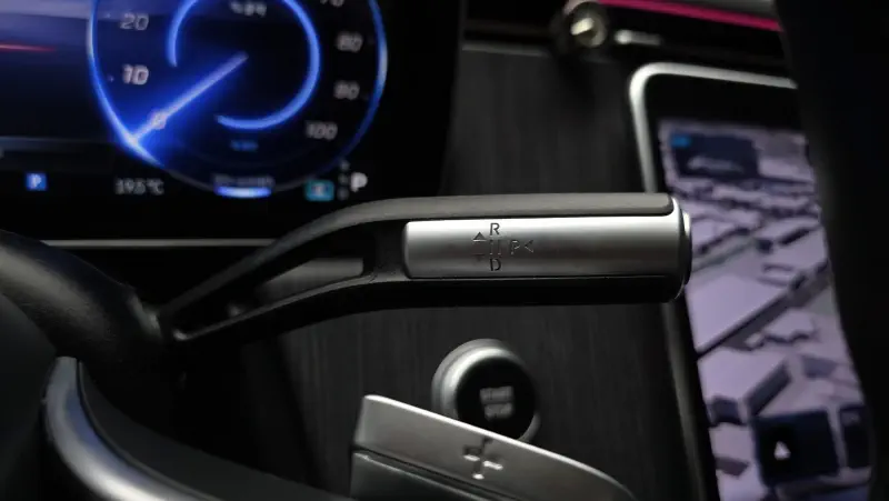 Mercedes-Benz EQS