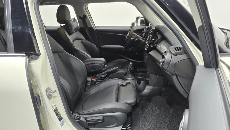 MINI Hatch