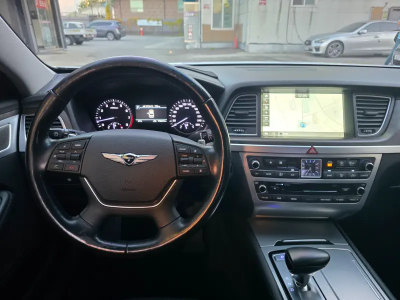 Genesis G80