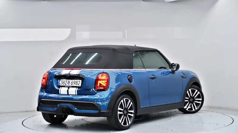 MINI Cabrio