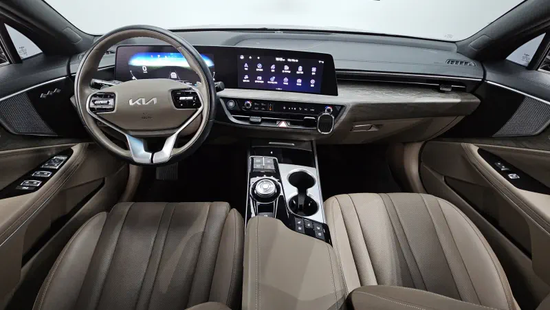Kia K8
