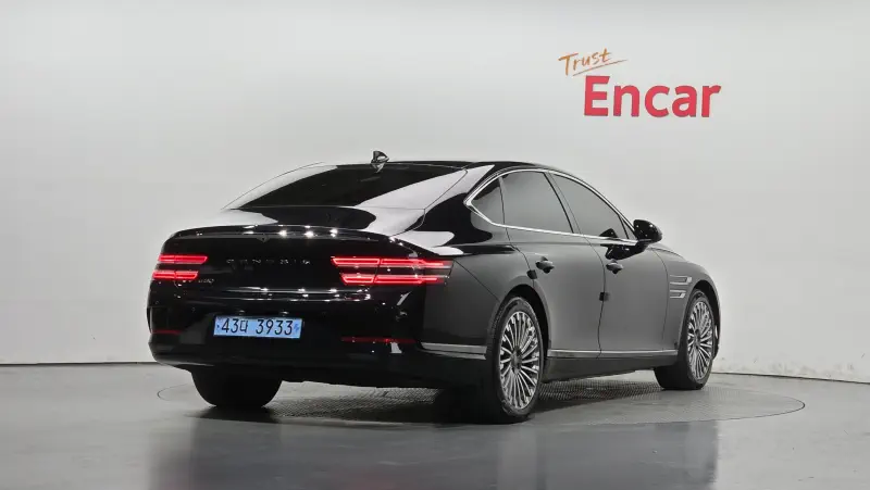 Genesis Electrified G80