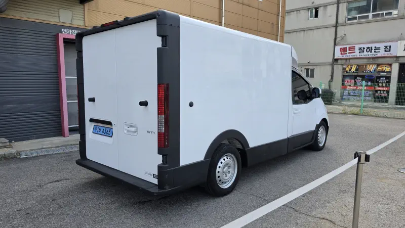 Hyundai ST1
