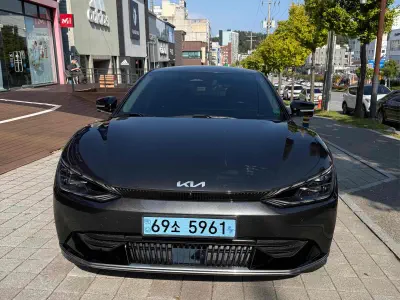 Kia EV6 2022, 45 500 км — купить с аукциона Кореи