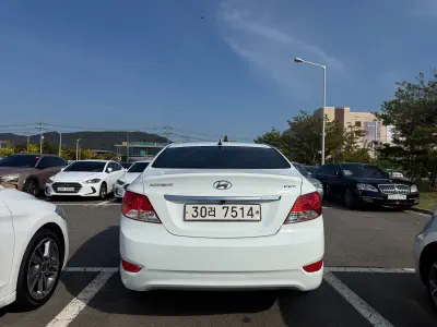 Hyundai Accent
