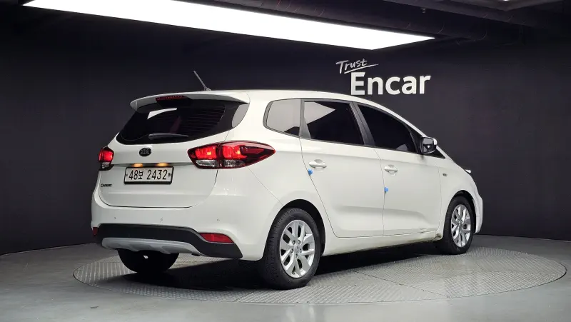 Kia Carens