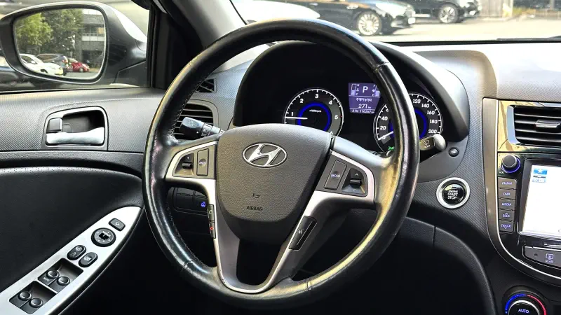 Hyundai Accent