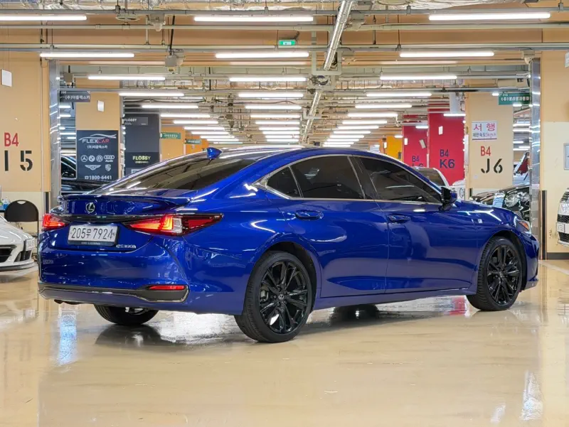 Lexus ES300h