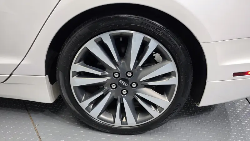 Lincoln Mkz