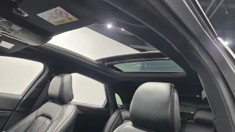 Lincoln Mkz