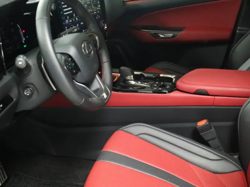 Lexus NX450h+