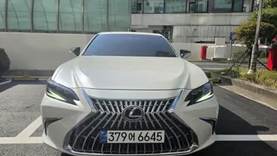 Lexus ES300h