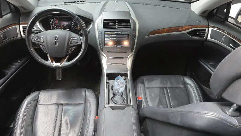 Lincoln Mkz