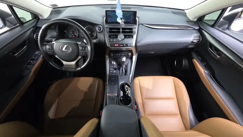 Lexus NX300h