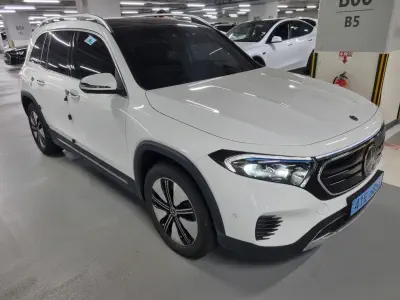 Mercedes-Benz EQB