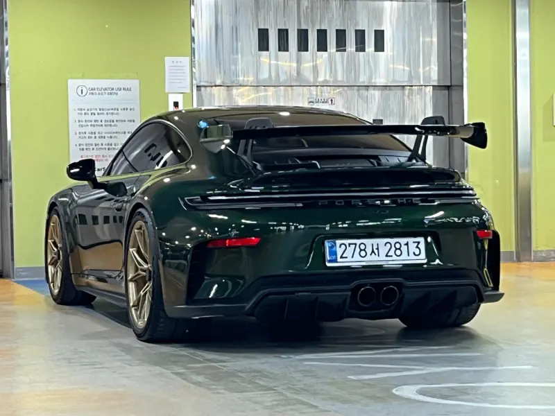Porsche 911