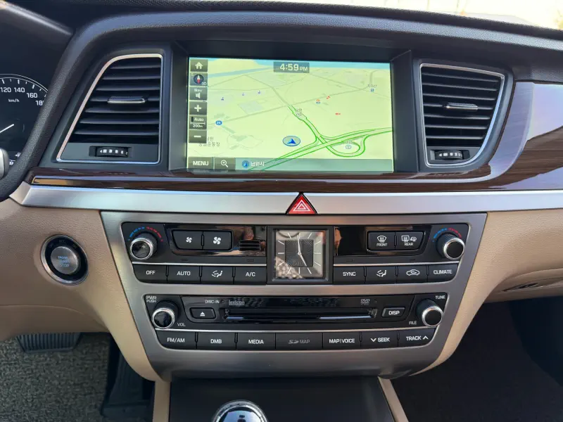 Hyundai Genesis