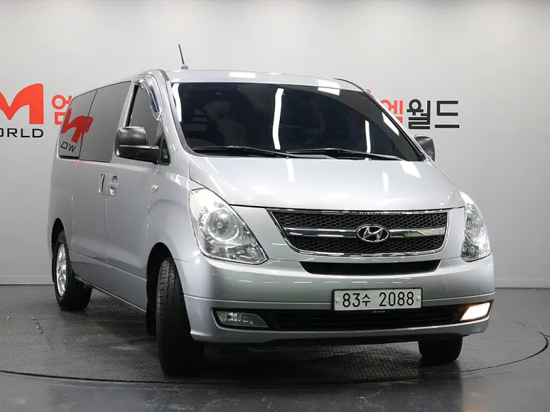 Hyundai Grand Starex