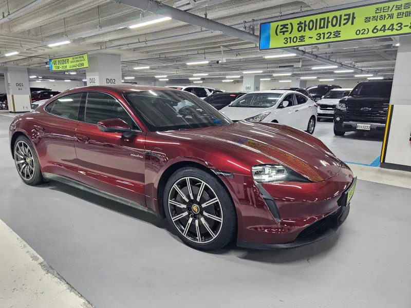 Porsche Taycan
