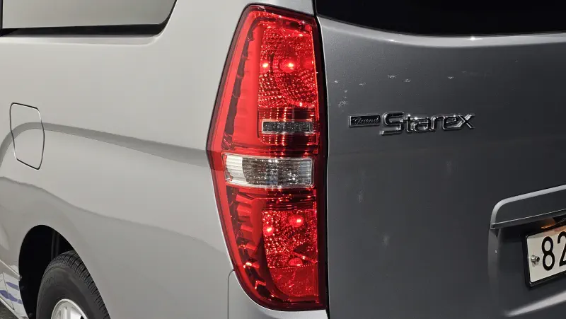 Hyundai Grand Starex