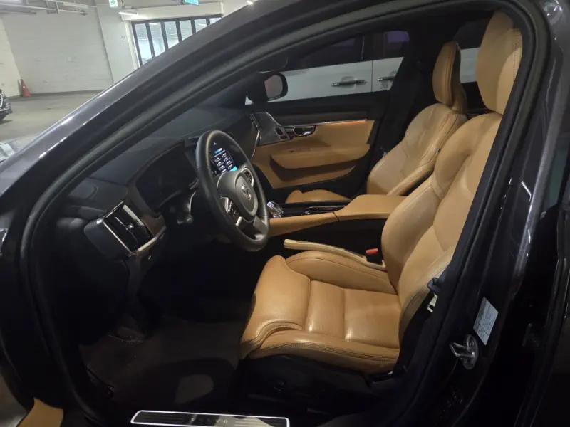 Volvo V90