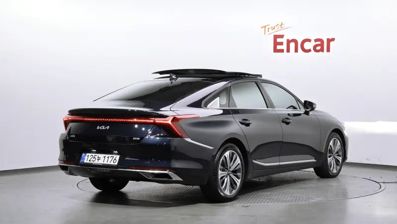 Kia K8