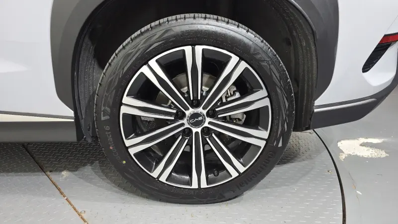 BYD Sealion 7