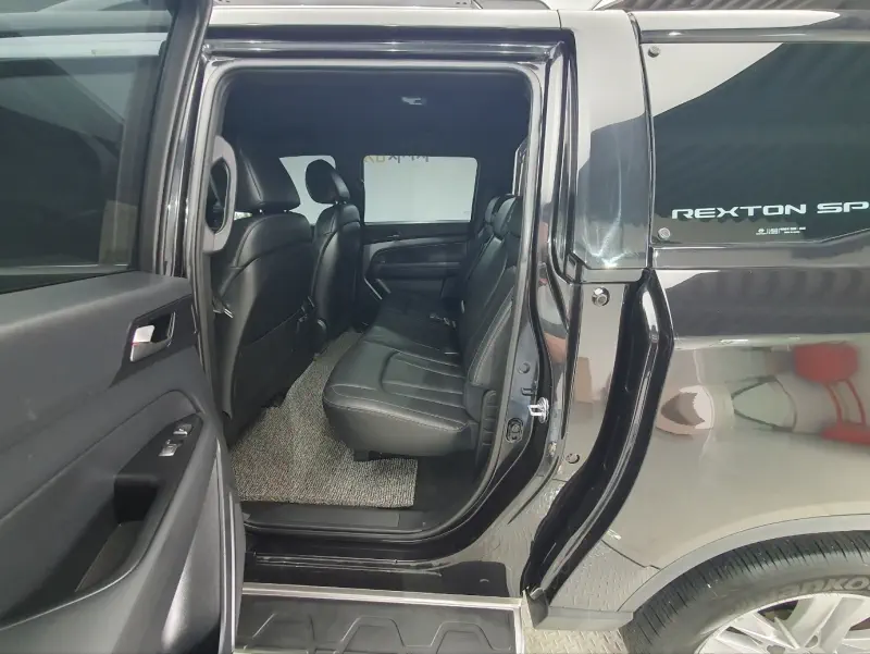 SsangYong Rexton Sports Khan